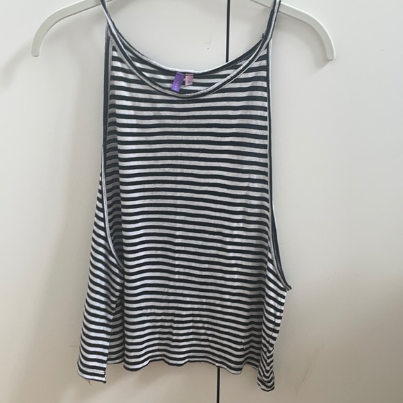 LF / Emma & Sam striped tank - Picture 1 of 5